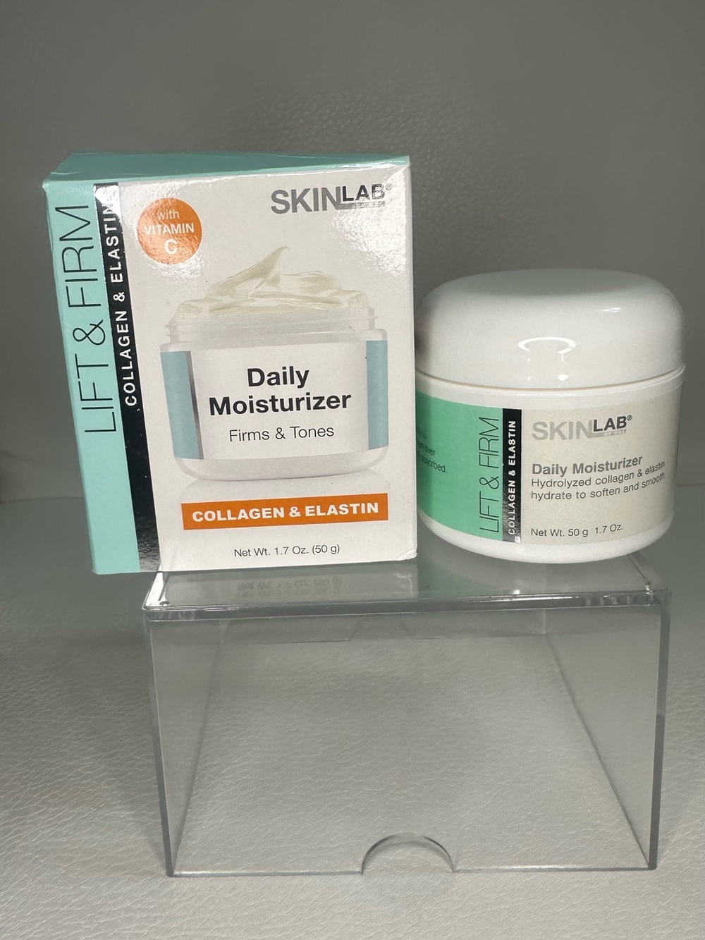 Skin Daily Moisturizer - Mint Green & White